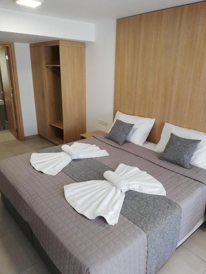 Joy Hotel Apts Agia Napa Buitenkant foto